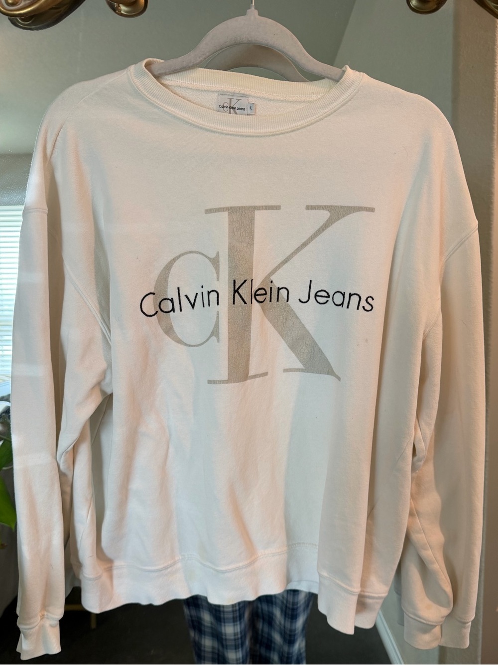 Vintage Calvin Klein Crewneck Sweatshirt in Cream with Logo